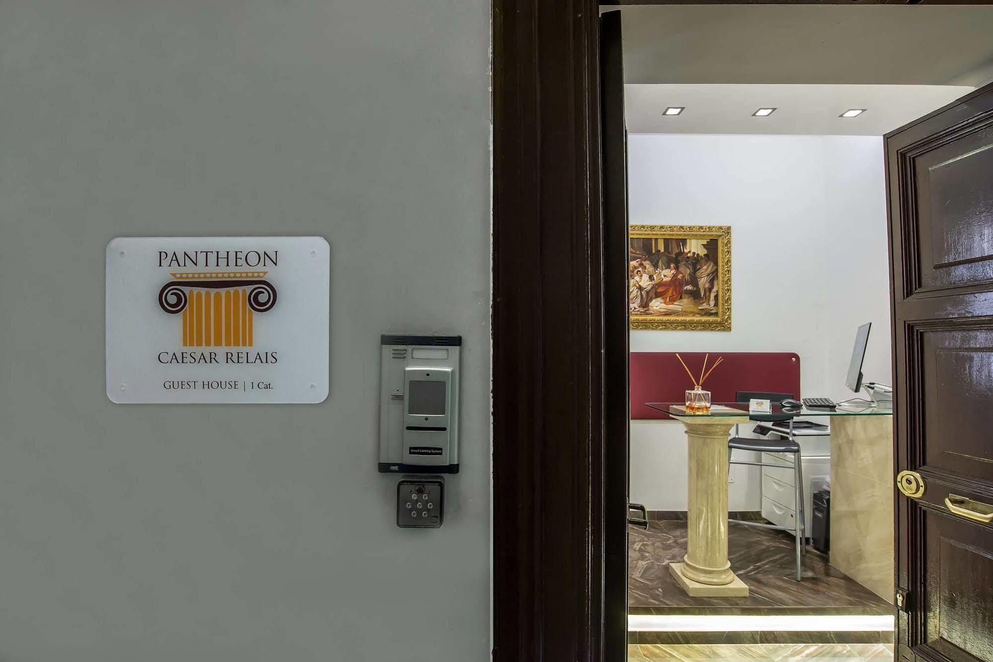 Pantheon Caesar Relais Hotel Roma Exterior foto
